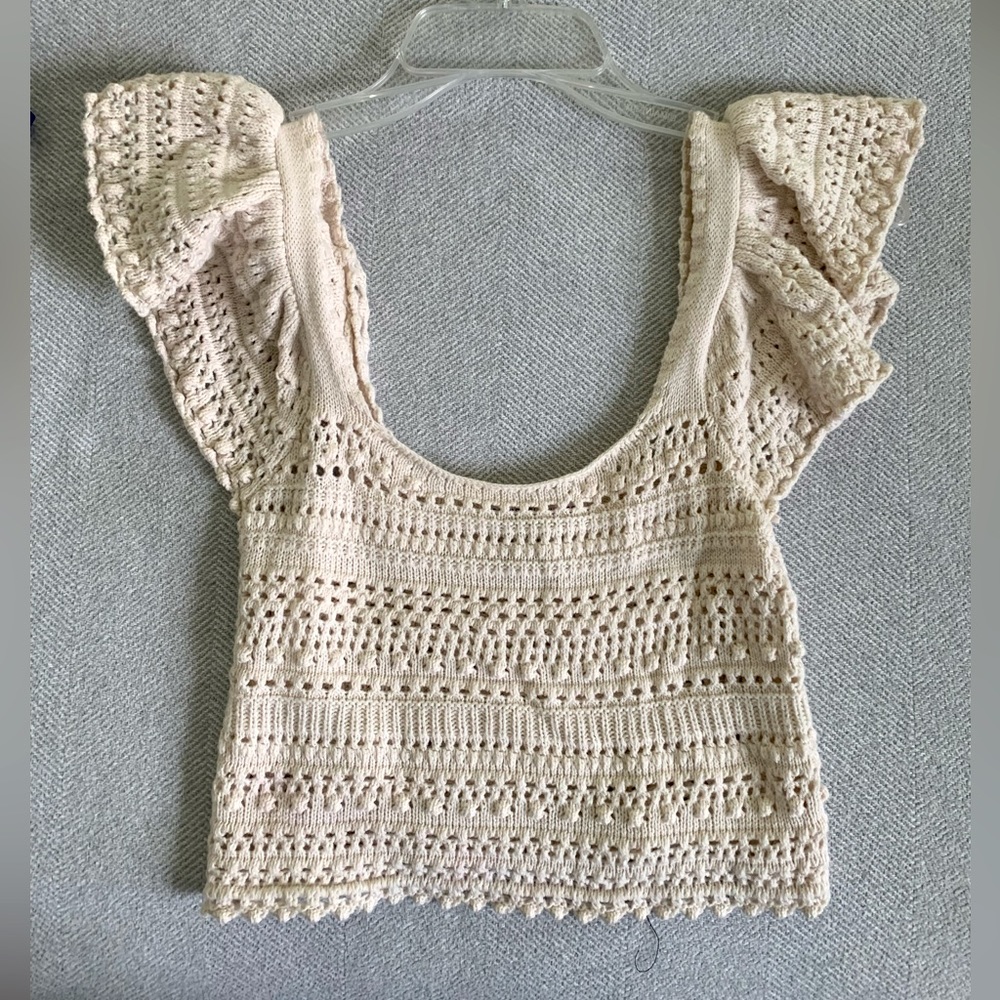 Off white crochet ruffle sleeve Top